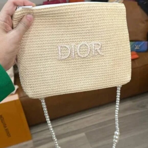 NIB Dior Cream Straw Clutch - Picture 1 of 3
